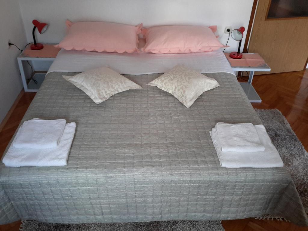 Kamena Apartment & Studio Makarska Habitación foto