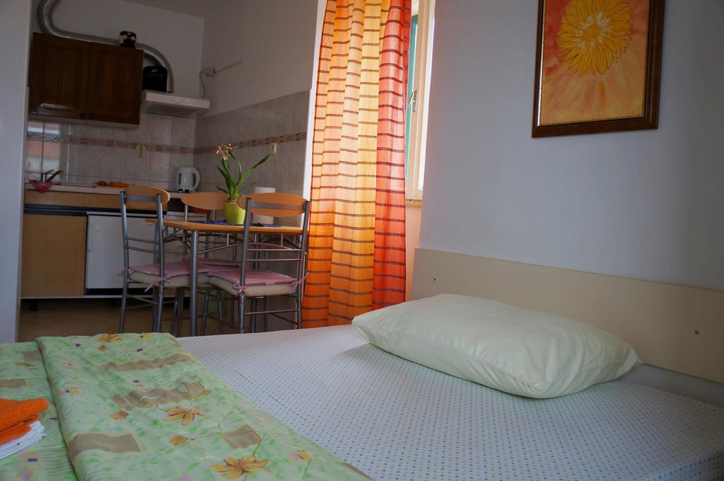 Kamena Apartment & Studio Makarska Exterior foto
